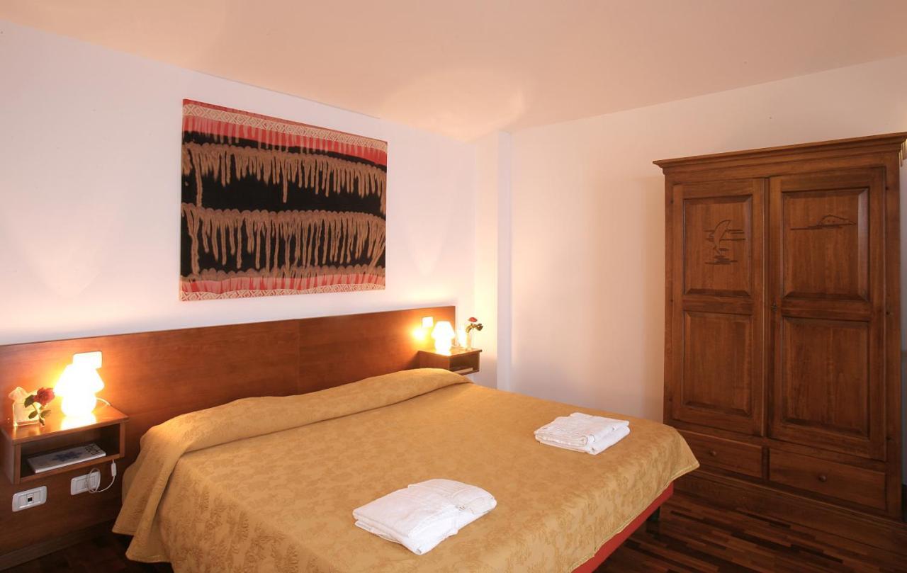 Residence Borgo San Sebastiano Берджеджи Номер фото