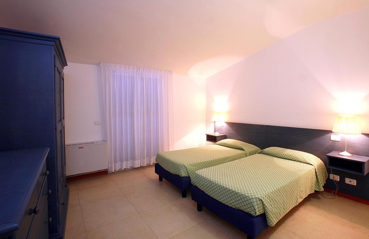 Residence Borgo San Sebastiano Берджеджи Номер фото